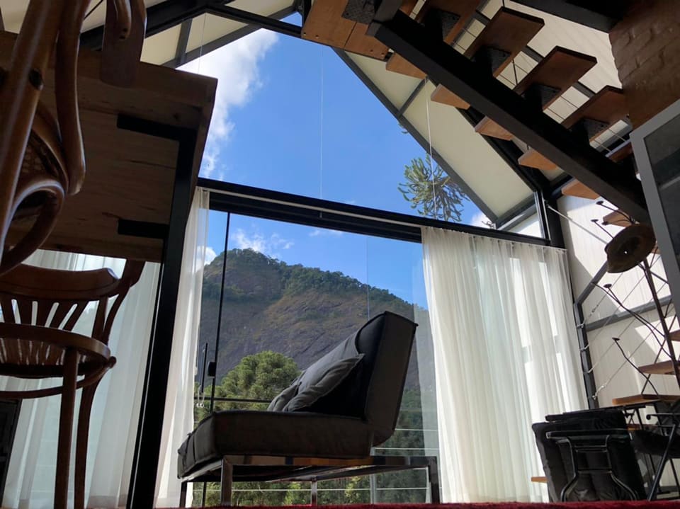 Chalés da Pedra Gonçalves Bella-Natureza e estilo — foto 10